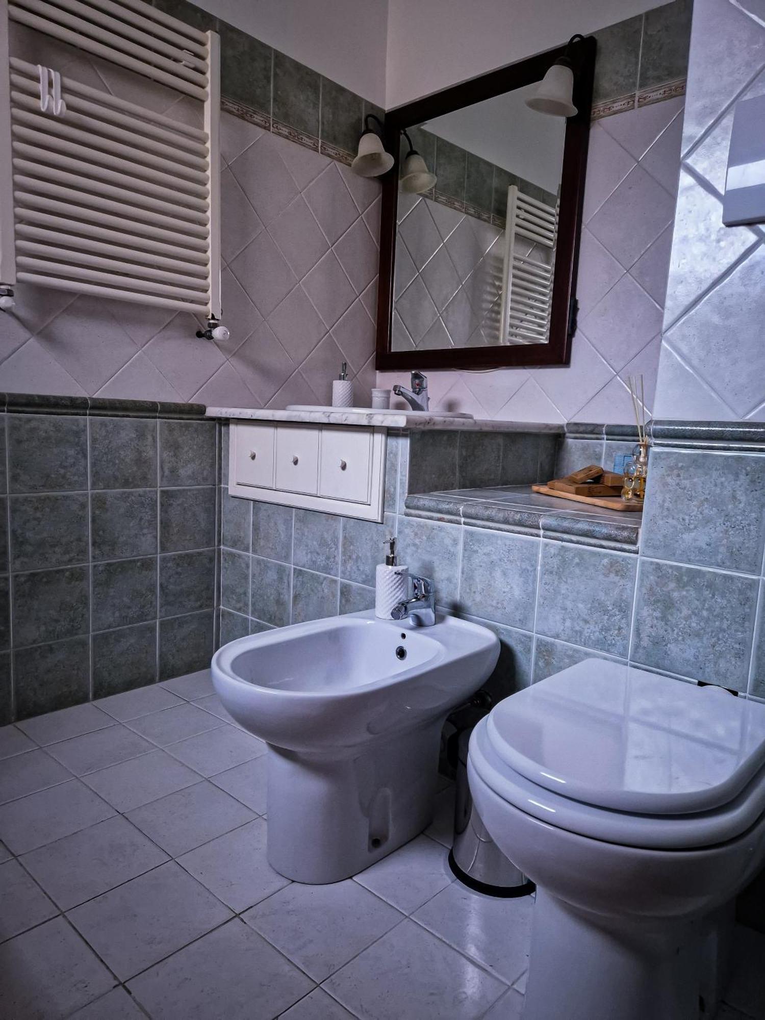 Ca' Vittoria Urban Lodge Alba Kültér fotó